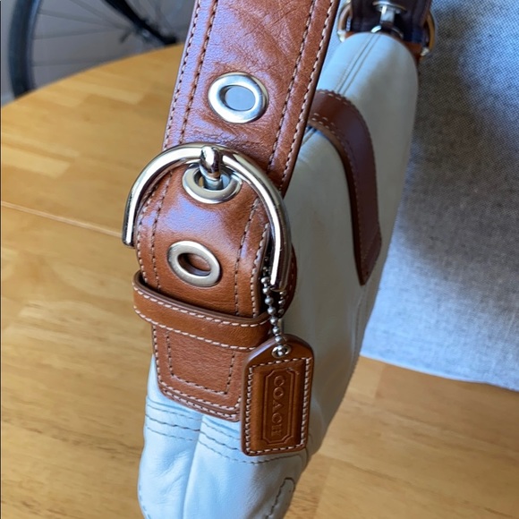 Coach leather shoulder **last week available** - Picture 9 of 14